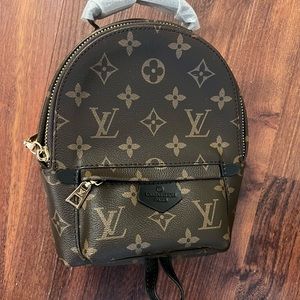 **price reflects authenticity** LV PALM SPRINGS MINI. Great quality.